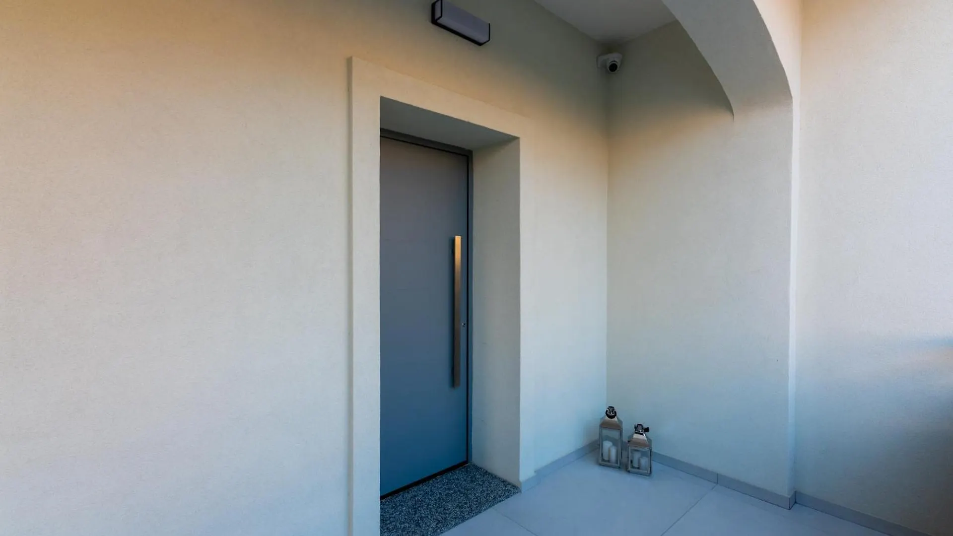 White House Villa Con Posti Auto Milano 0*, Milan