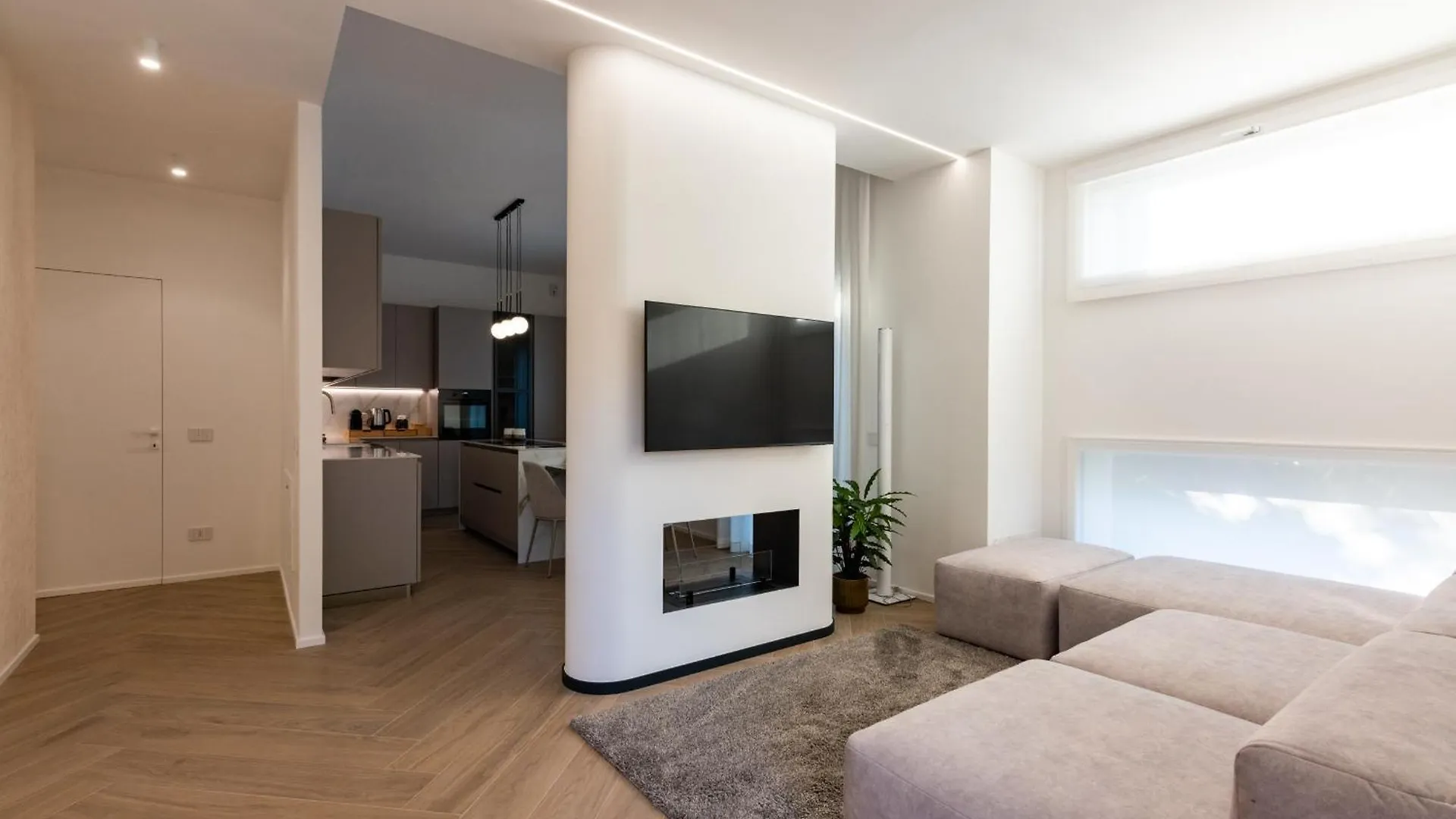 Apartment White House Villa Con Posti Auto Milano Italy