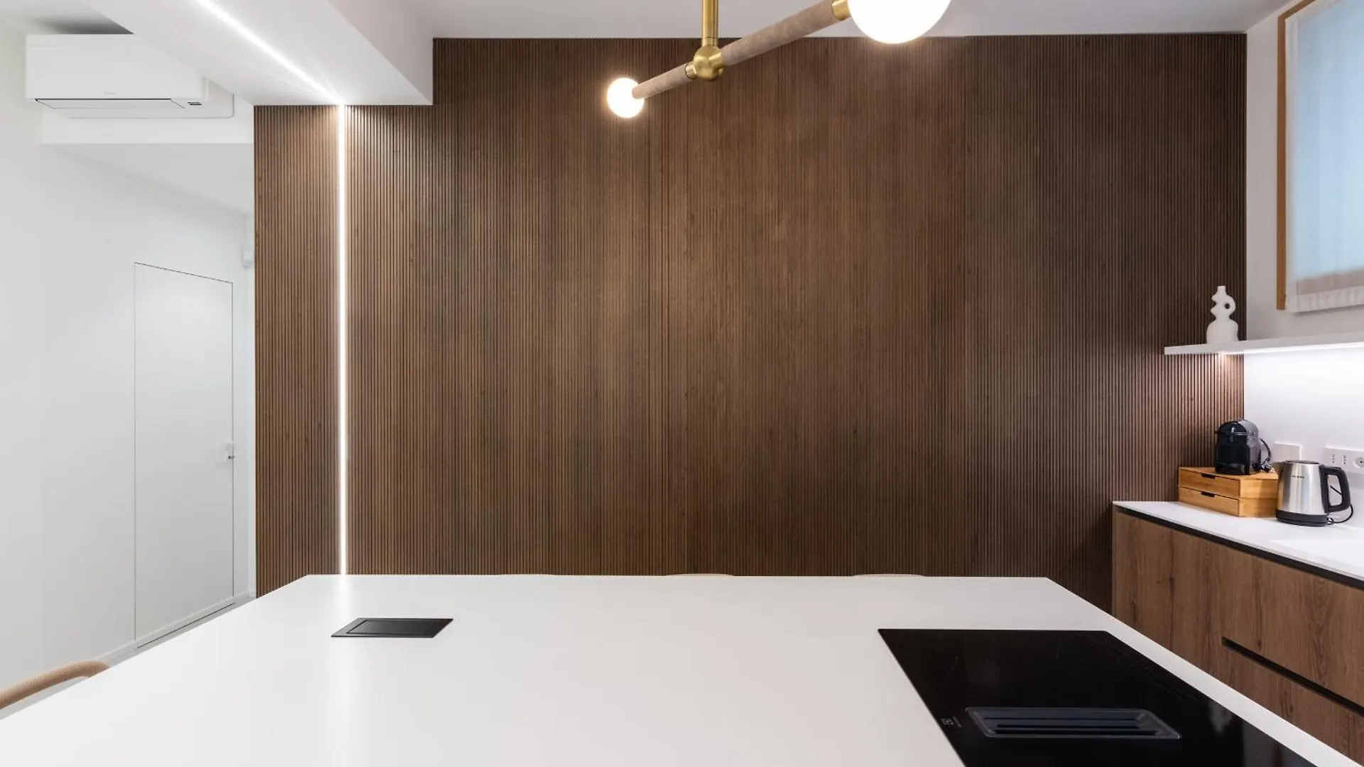 White House Villa Con Posti Auto Milano Milan