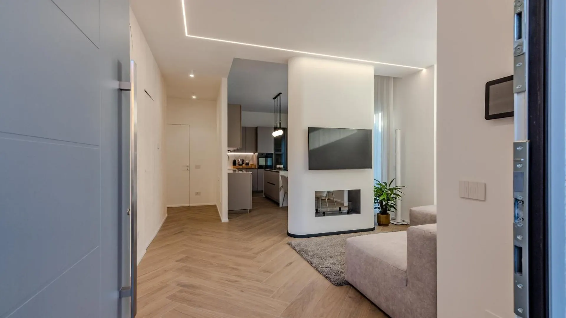 White House Villa Con Posti Auto Milano شقة ميلان
