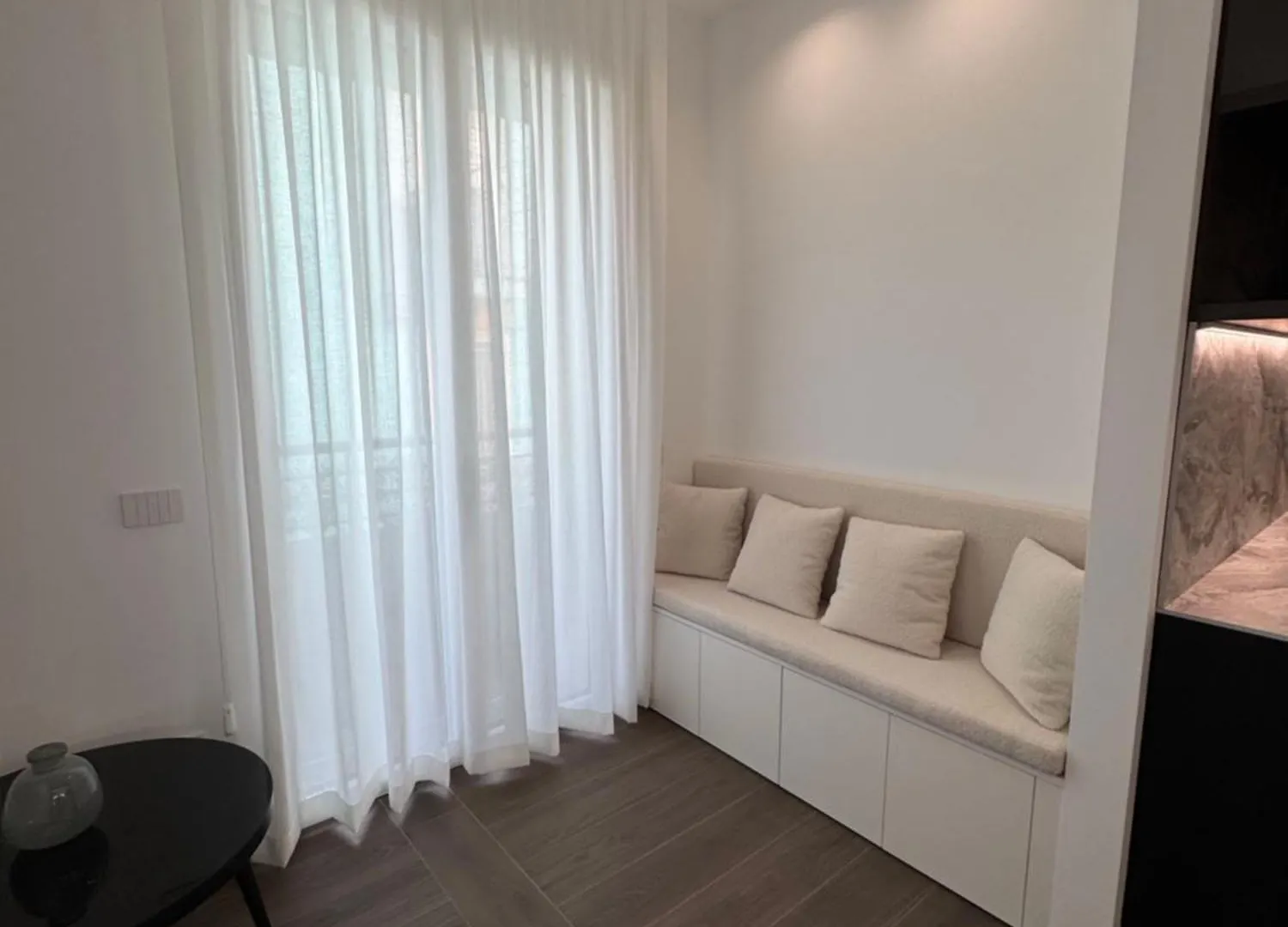 White House Villa Con Posti Auto Milano شقة